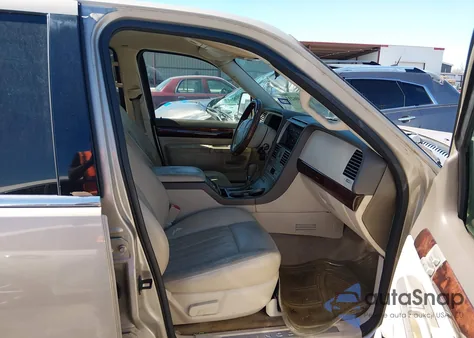 2004 Lincoln Aviator z USA, uszkodzony, nr VIN 5LMEU68HX4ZJ14699